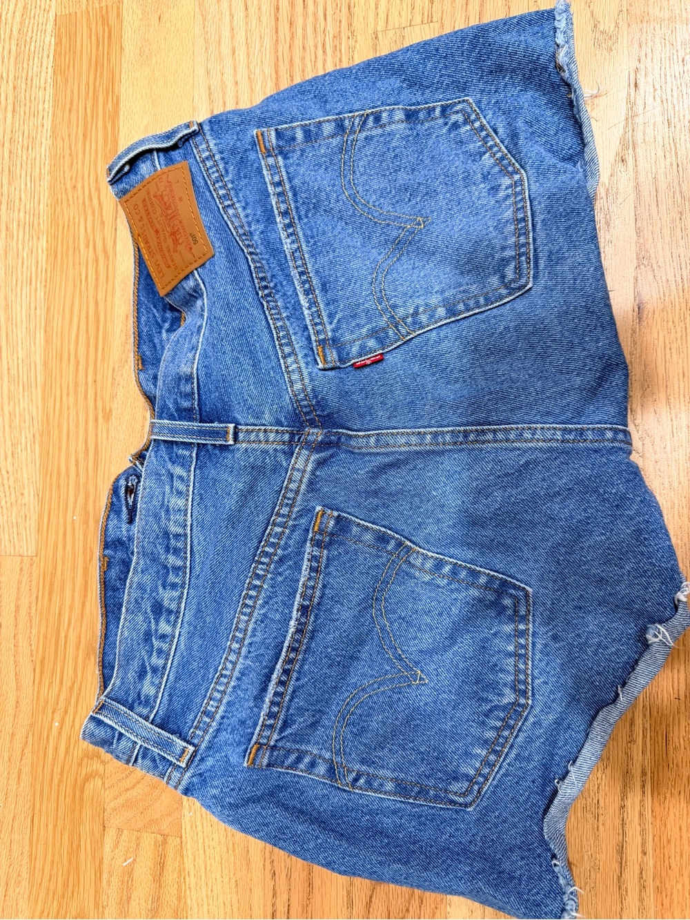 Men Jeans Subcategory Classification - Picture 2 of 5